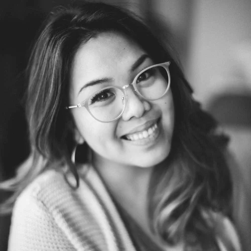 Vivian Tran, boudoir hair and makeup artist